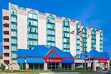 Ramada by Wyndham Niagara Falls/Fallsview