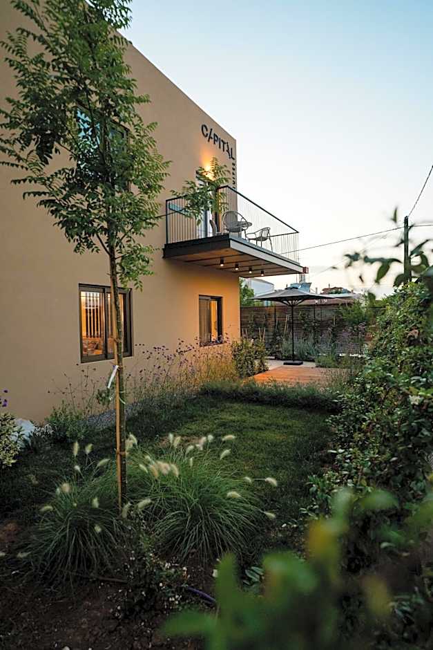 Capital Luxury Suites