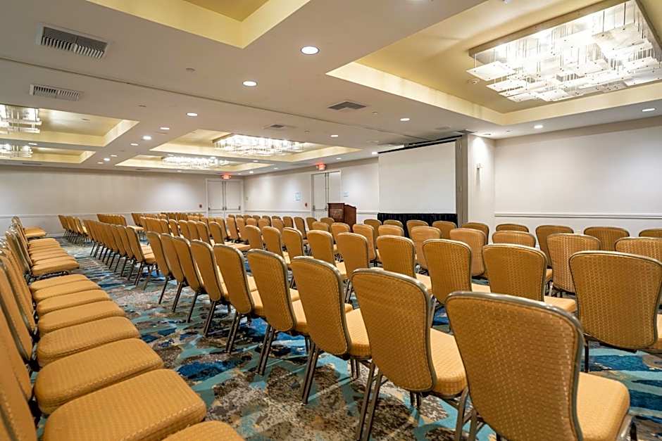 Crowne Plaza Ventura Beach By IHG