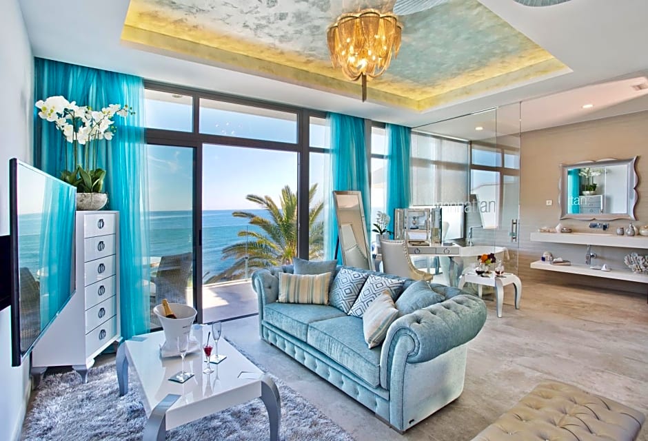 El Oceano Beach Hotel