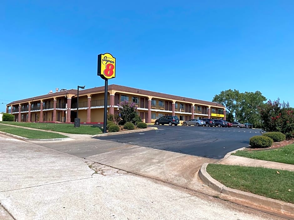 Super 8 by Wyndham Midwest City OK