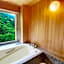 Yuze Hotel
