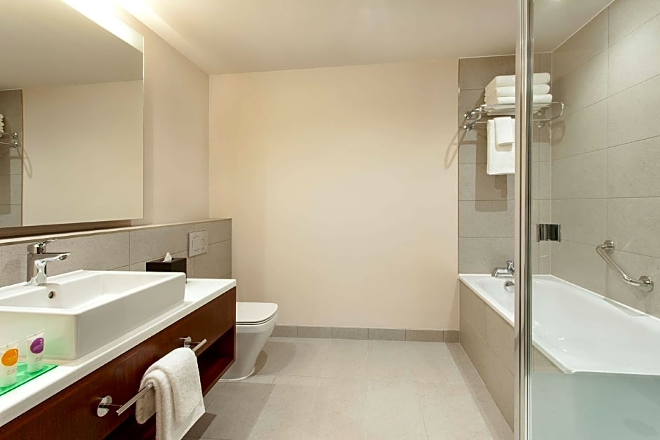 Hyatt Place West London Hayes