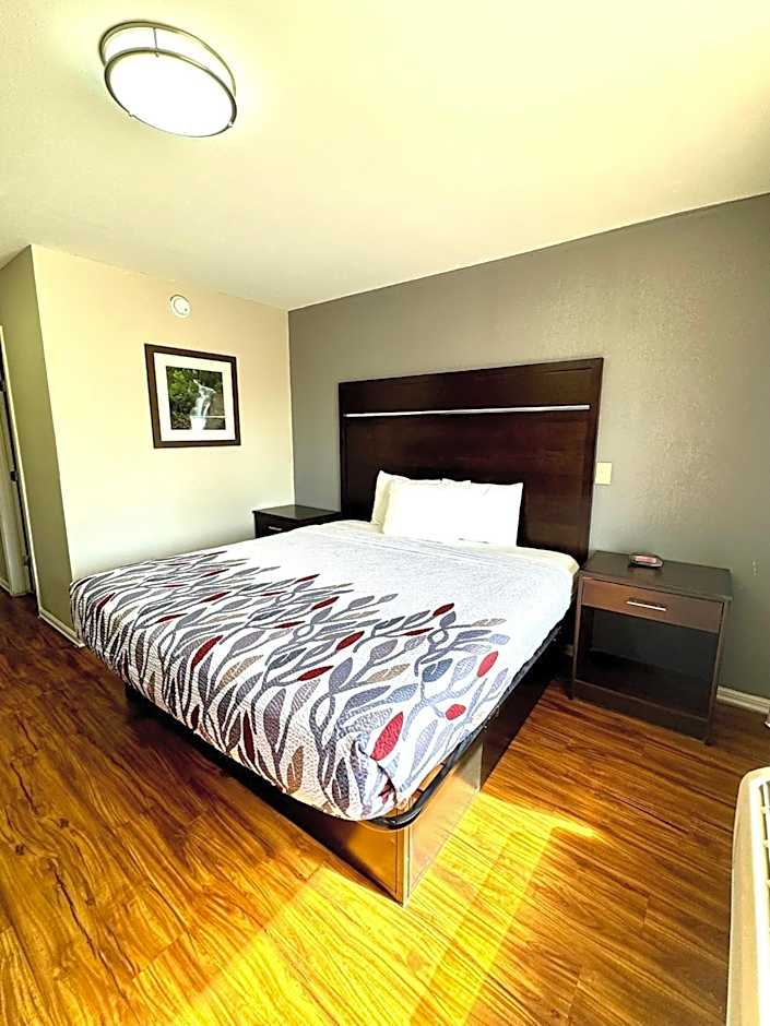 Americas Best Value Inn Tulsa at I-44