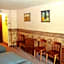 Villa Sunshine / Slunečna Vila