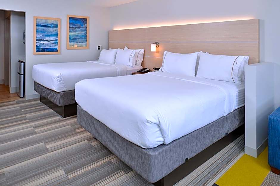 Holiday Inn Express & Suites Brighton South - US 23 By IHG