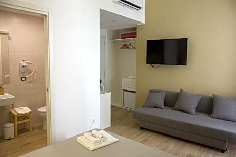 Deluxe Double Room with Extra Bed