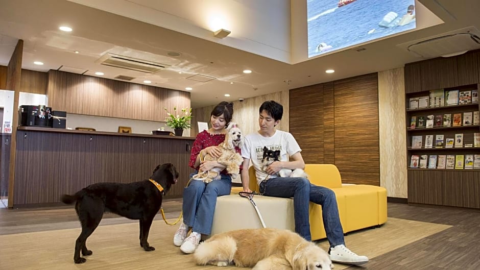 Izu-Kogen Wan Wan Paradise Condominium