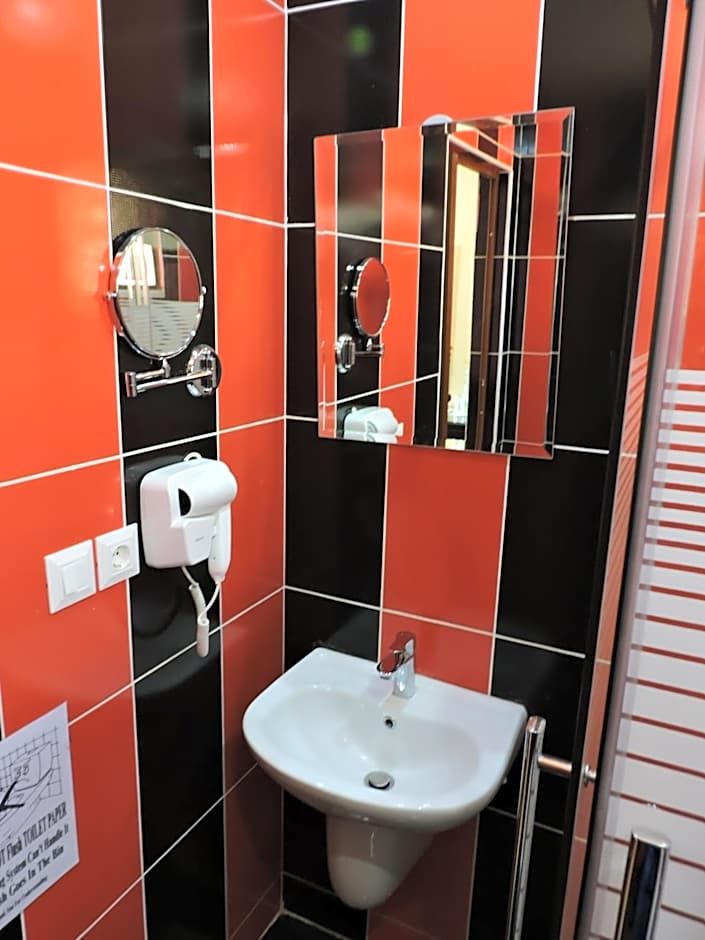 Valentine Inn Luxury