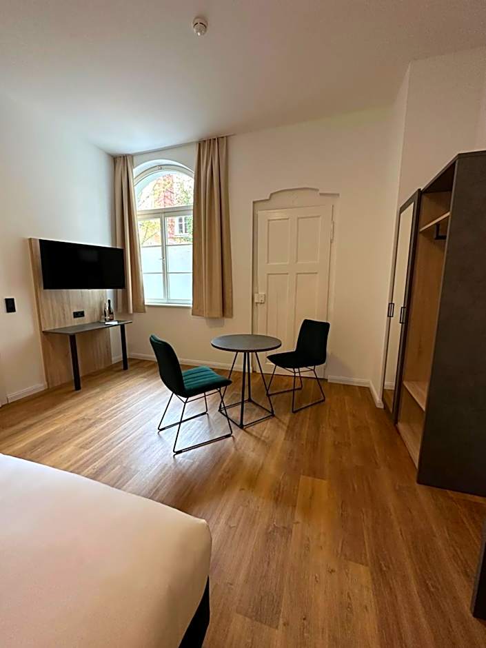 Hopfenhotel am Adenauerufer