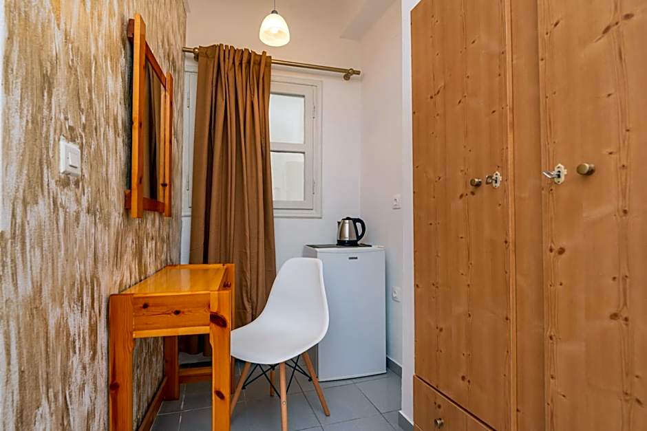 Onar Rooms & Studios