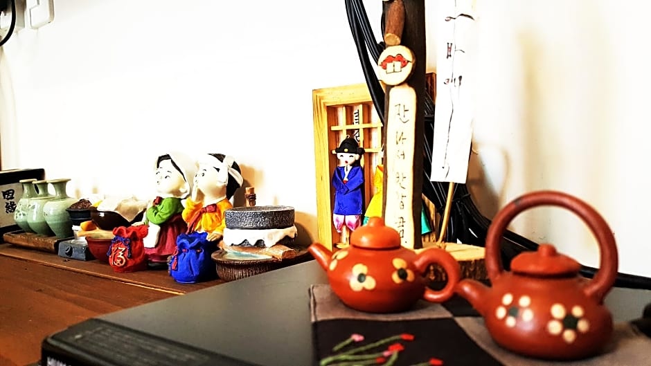 In-Yeon Hanok Guesthouse