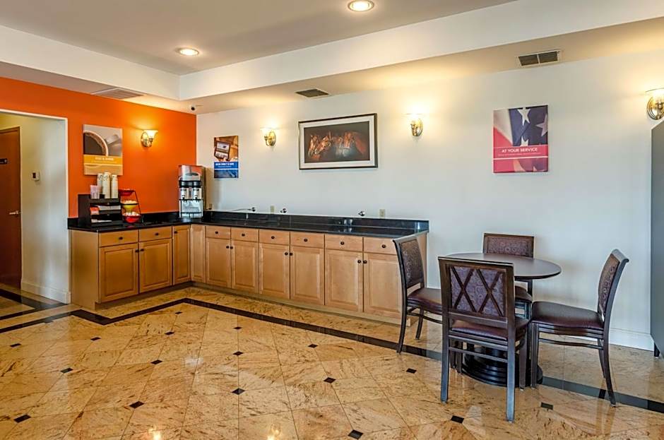 Motel 6-Lexington, VA