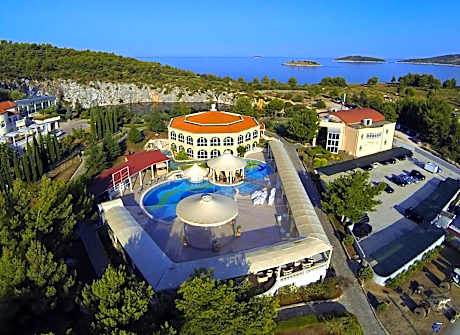 Marina Frapa Resort Rogoznica