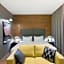 Avior Hotel