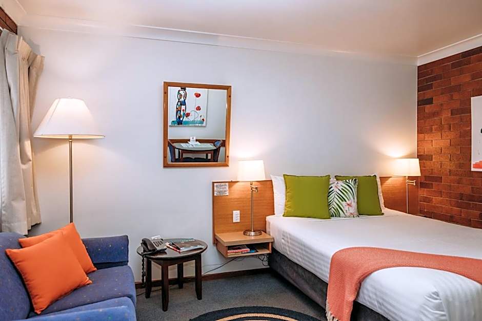 Country Pathfinder Motor Inn