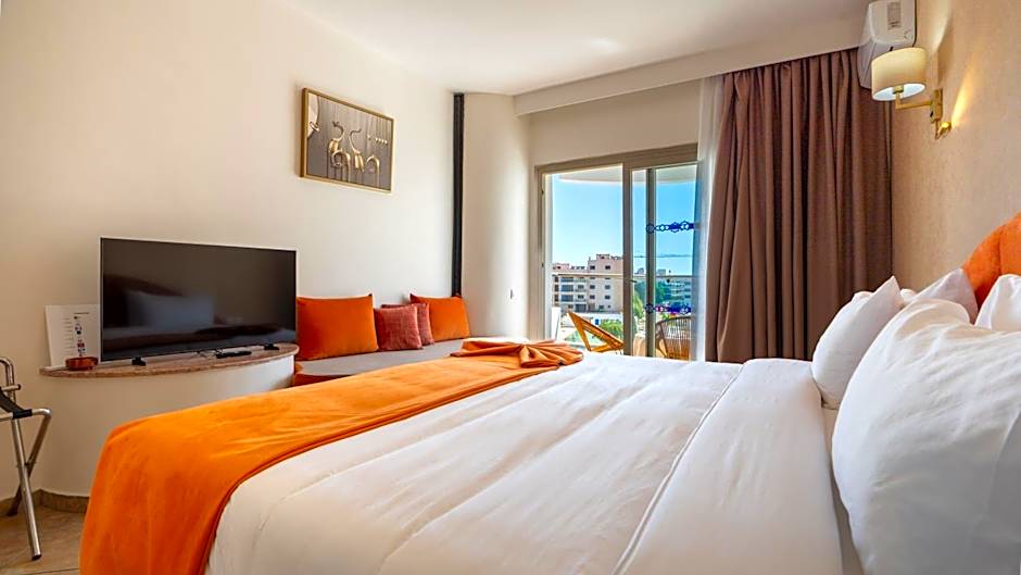 Intouriste Hôtel & Suites