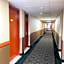Super 8 by Wyndham Gloucester