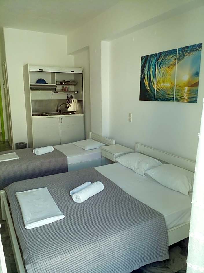 Frangiscos Inn – Parikia, UT