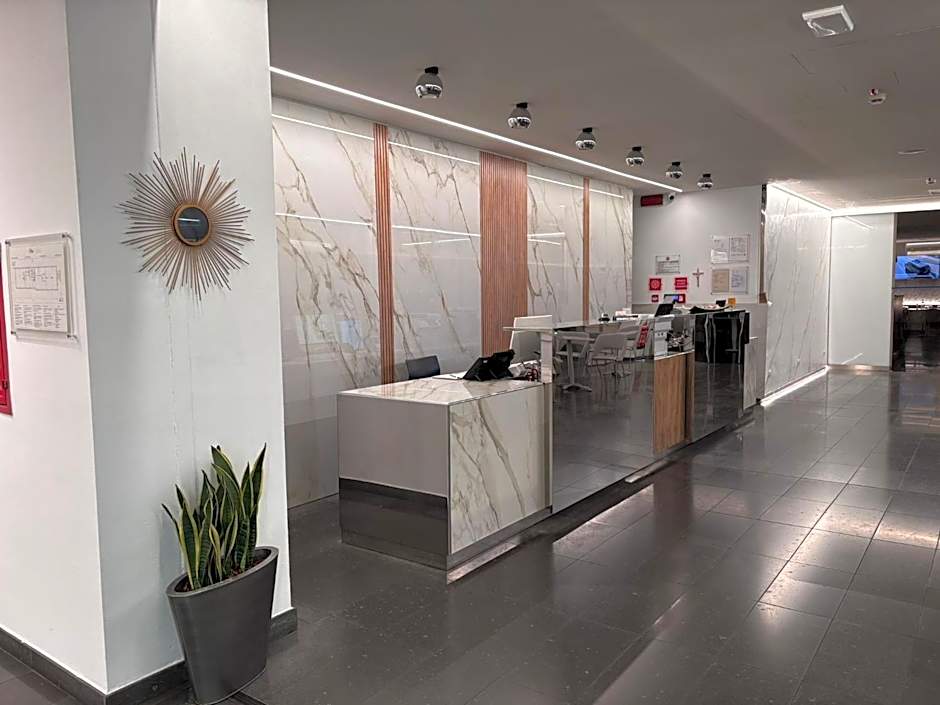 One Hotel & Restaurant