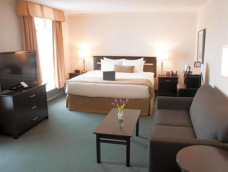 Coast High Country Inn