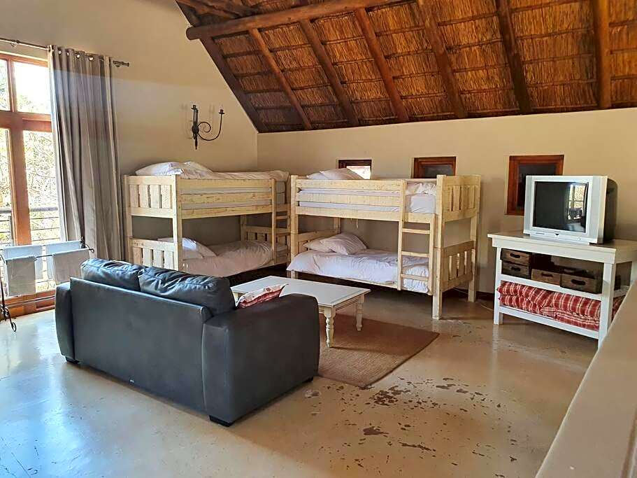 Zebula Golf and Wildlife Estate - Nagapie 12 Pax- Moi Signature Luxury villa