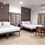 Hotel Sownthariyam