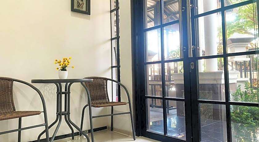 Tjahaja Baroe Residence Syariah By OYO Rooms – Surabaja, IL
