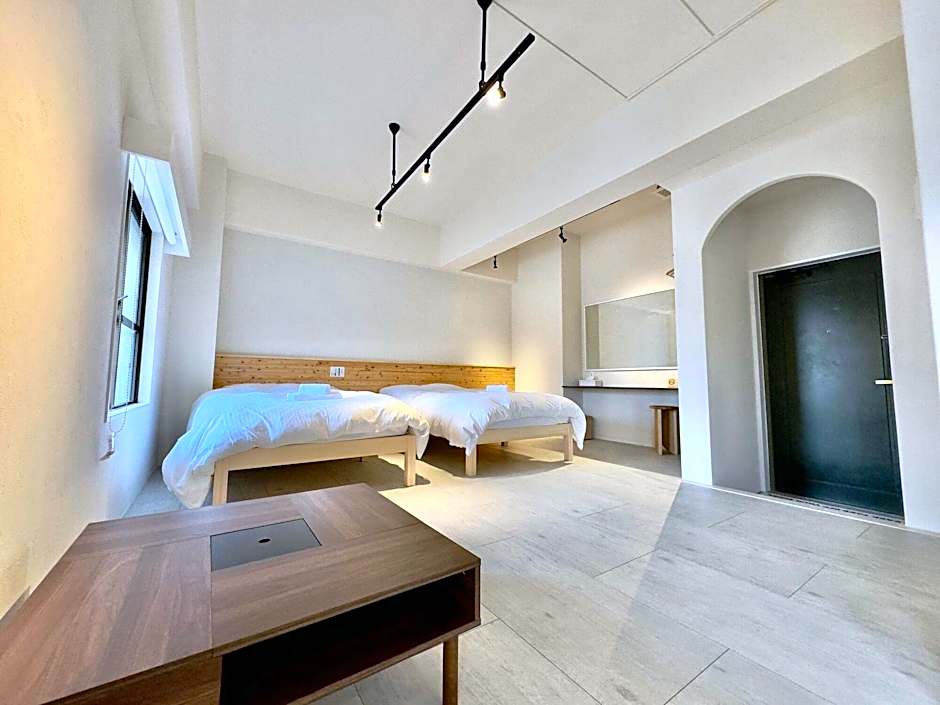 Hotel Ishigaki and Chikonkiya