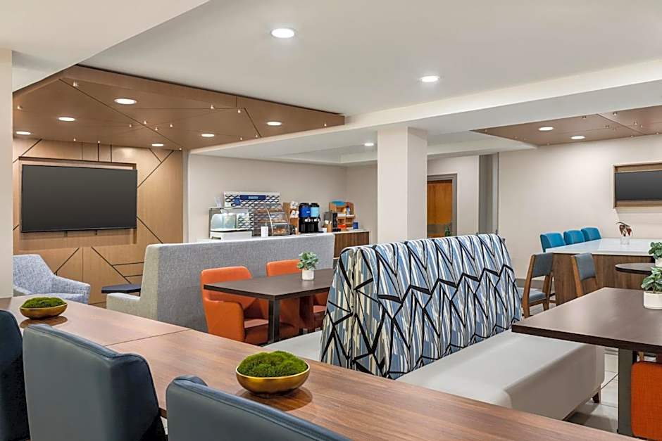 Holiday Inn Express Birmingham Irondale East By IHG