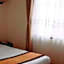Luxe Hotel