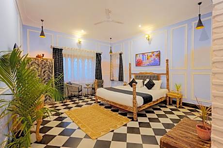 Double Room with Extra Bed