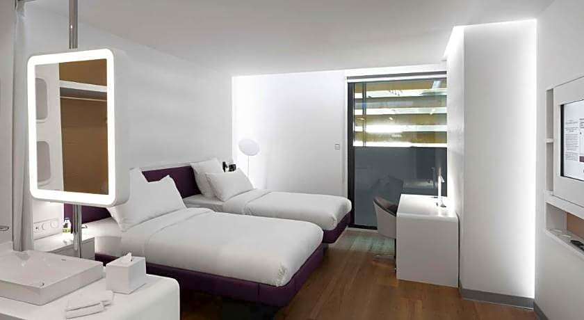 YOTEL Istanbul Airport, City Entrance