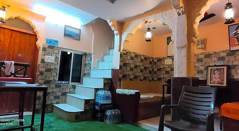 Shivam Paying Guest House