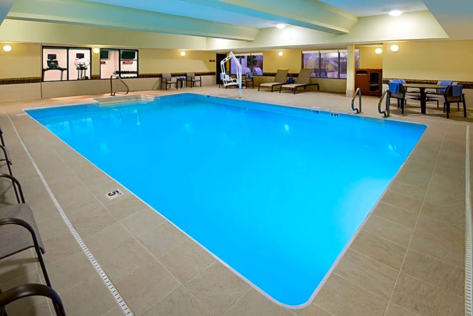 Courtyard by Marriott Indianapolis at the Capitol