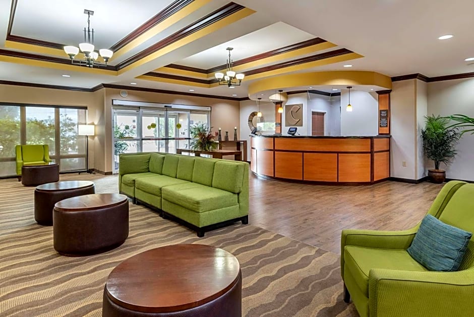 Comfort Suites