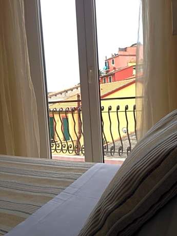 Standard Single Room with Balcony