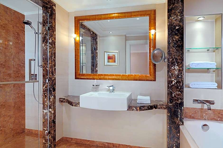 Sheraton Cairo Hotel & Casino