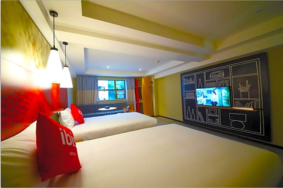 ibis Sui Ning Hotel