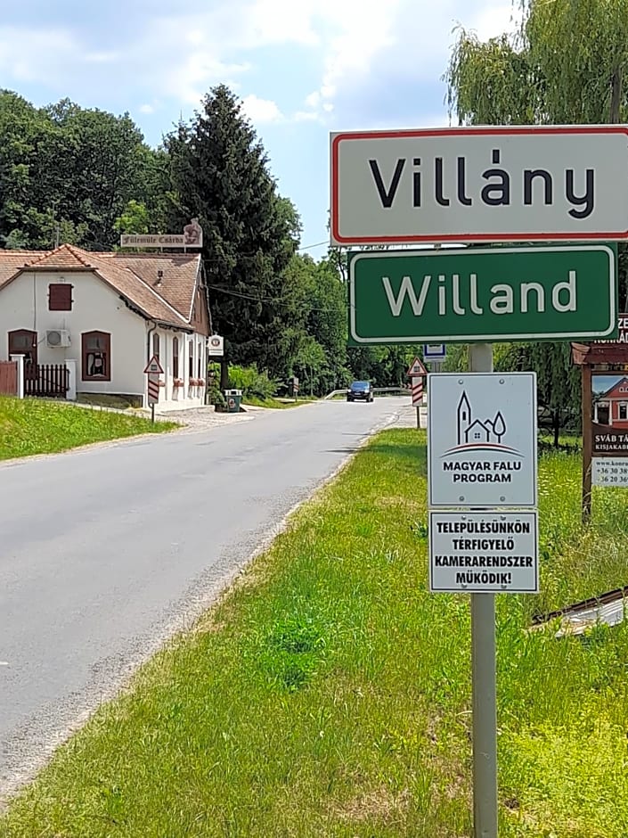 Adamkó Borkert Ház