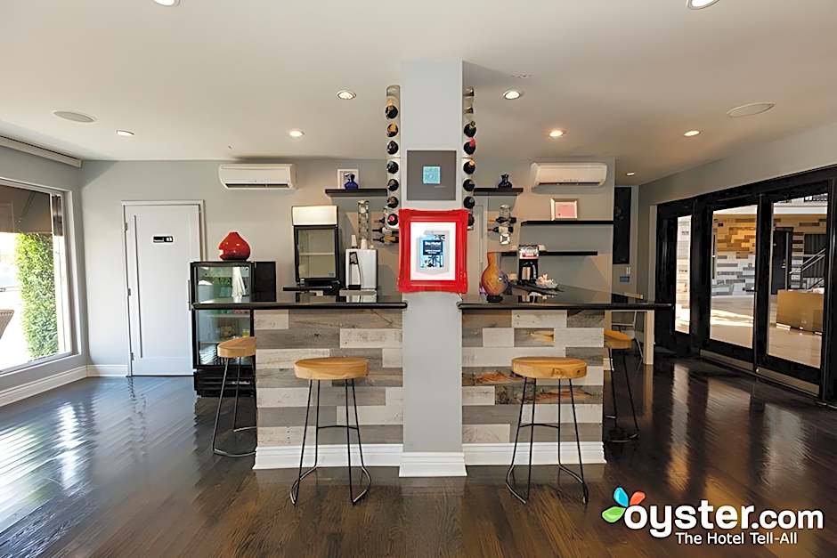 L.A. Sky Boutique Hotel