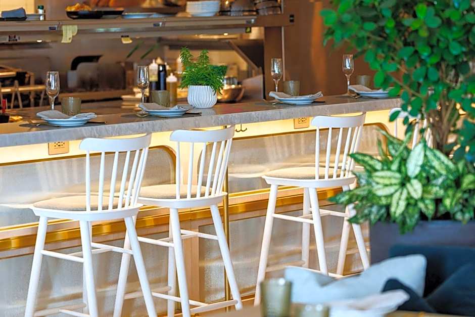 The Pearle Hotel & Spa, Autograph Collection