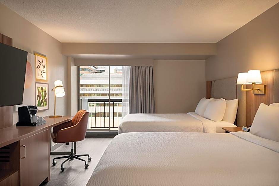 Holiday Inn & Suites Vancouver Downtown By IHG