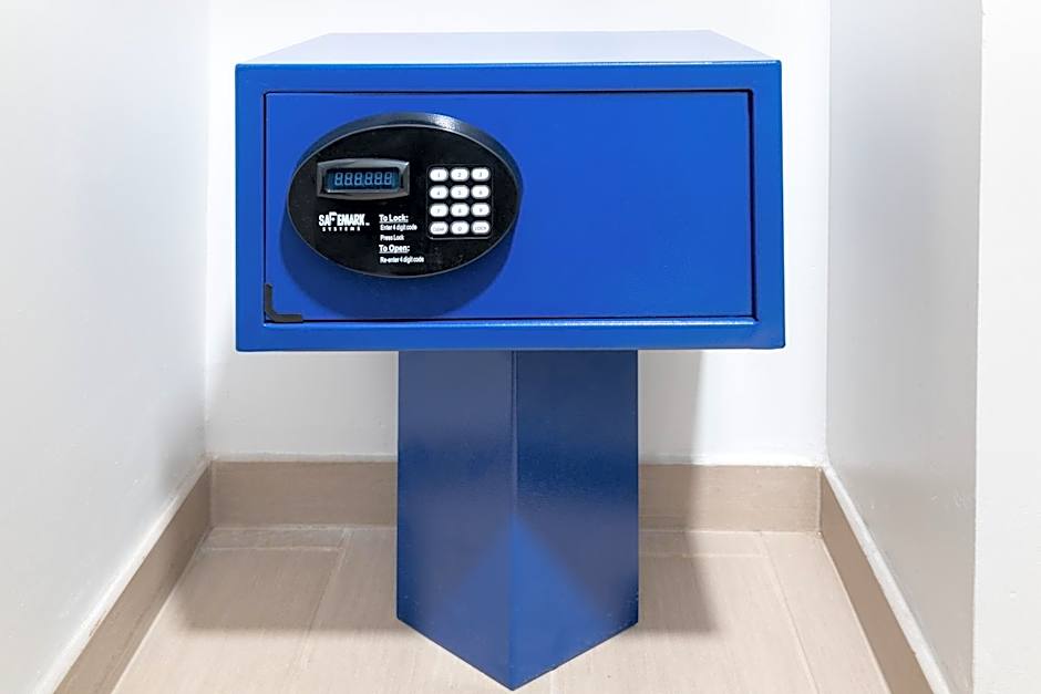 Holiday Inn Express & Suites Cambridge by IHG