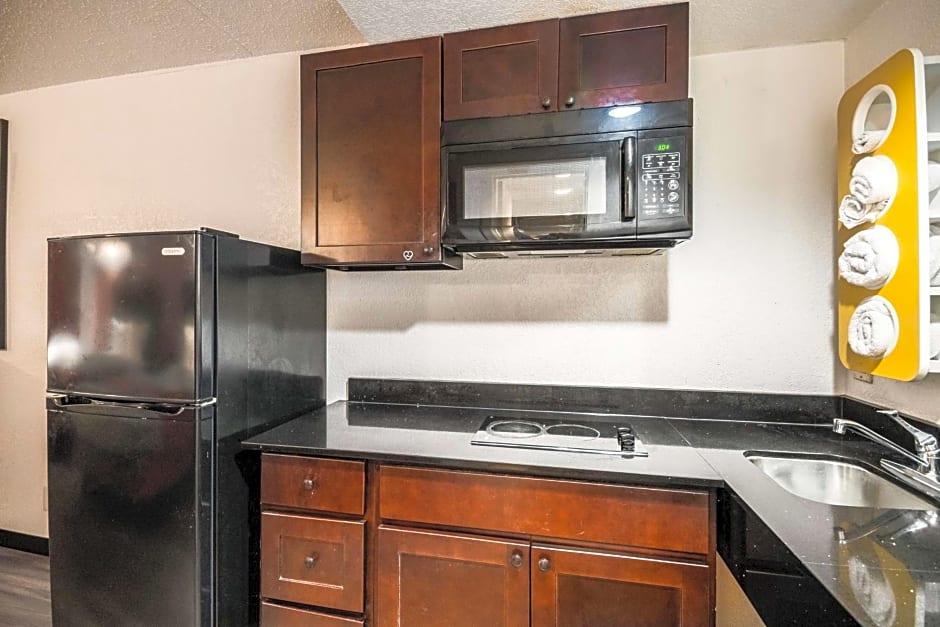 Motel 6-Houston, TX - Brookhollow