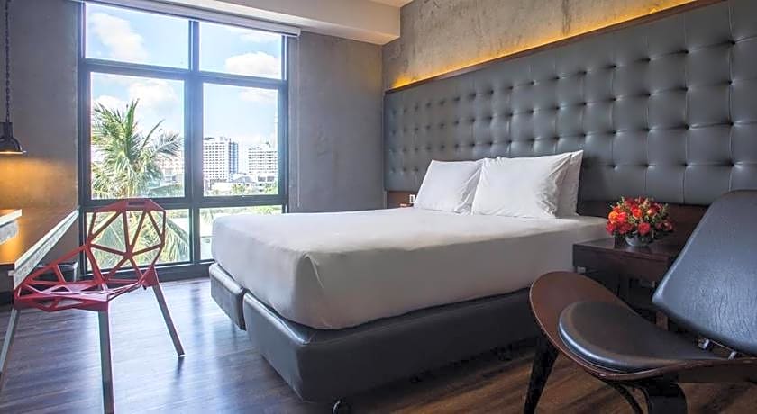 The B Hotel Quezon City (Multi Use Facility)