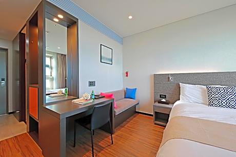 Deluxe Double Room with Sea View