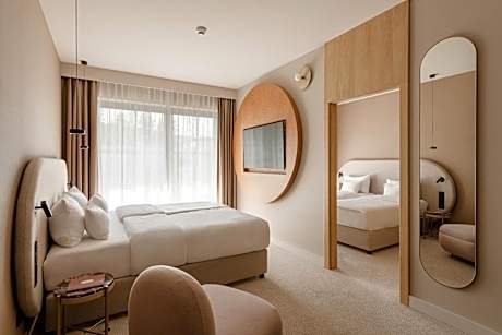 Superior Family Room