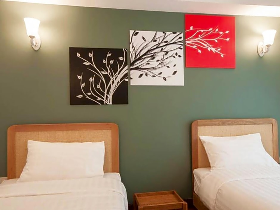 Cozy At 9 Hotel And Kitchen