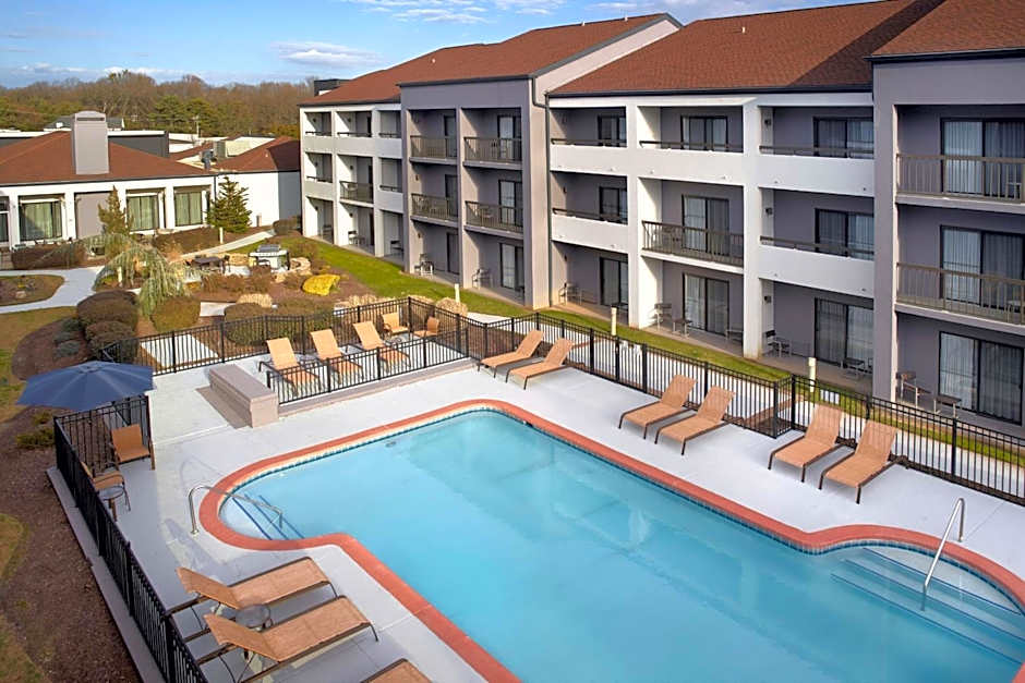 Courtyard by Marriott Greenville Haywood Mall